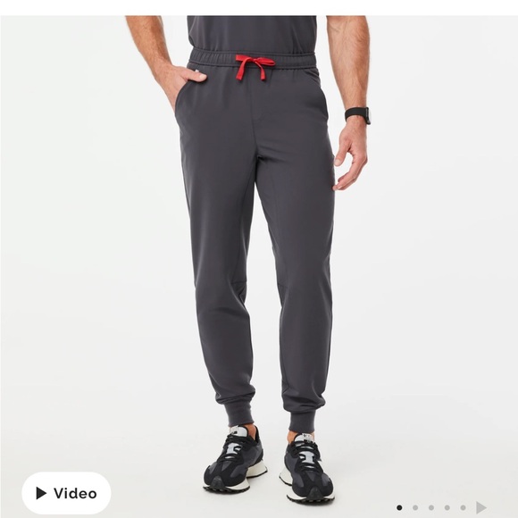 Men’s Figs Scrubs - Picture 3 of 3